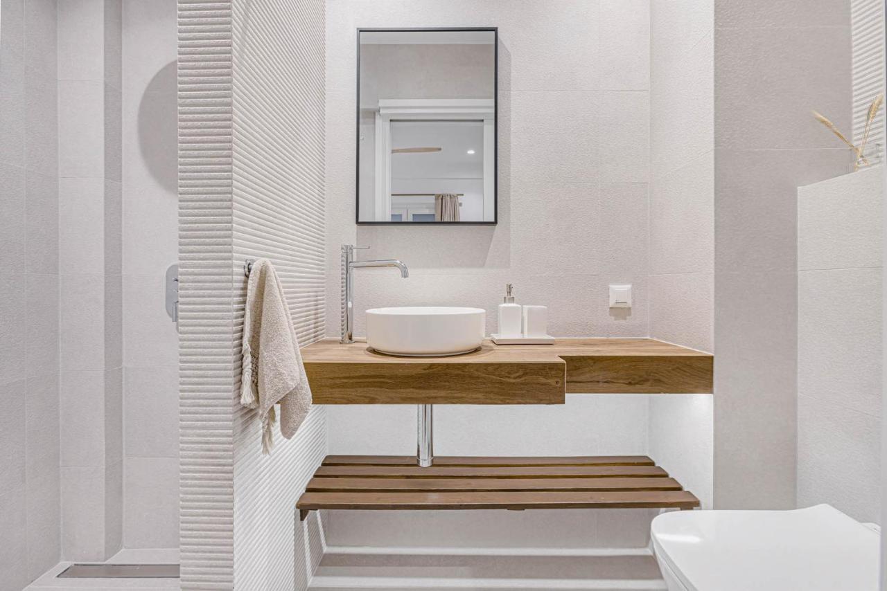 Pearl House - Luxurious New Beach Villa In Spetses Stunning View Ligoneri Экстерьер фото