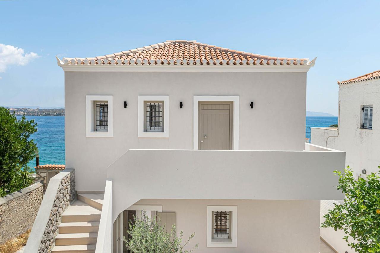 Pearl House - Luxurious New Beach Villa In Spetses Stunning View Ligoneri Экстерьер фото